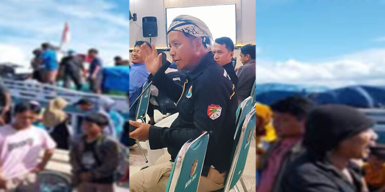 Mohamad Ramli H. Supu saat menyampaikan tanggapan pada kegiatan sosialisasi rencana survei seismik 2D laut di perairan Ampana Jumat (26/12/2025)