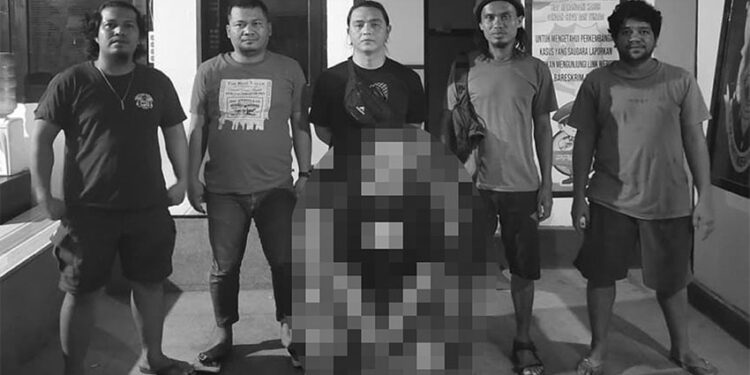 Tim Resmob Satuan ResKrim Polres Tojo Una-Una menangkap seorang ibu rumah tangga berinisial YY (28) Kamis malam (11/12/2025)
