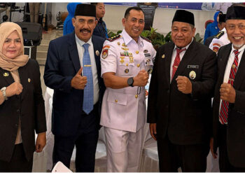 Wakil Bupati Tojo Una-Una, Hj. Surya, S.Sos., M.Si., hadiri Upacara Serah Terima Jabatan Komandan Pangkalan TNI AL (Danlanal) Palu, Kamis (22/1/2026).