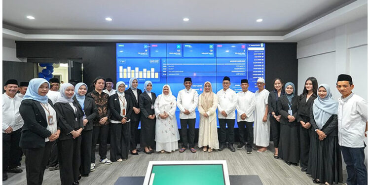 Peresmian Command Center layanan BERANI Samporoa oleh Gubernur Sulawesi Tengah Dr. H. Anwar Hafid, M.Si., bersama Wakil Gubernur dr. Reny A. Lamadjido, Rabu malam (31/12/2025)