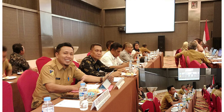 Pemkab Touna menyampaikan dokumen AMDAL dan RKL-RPL Rencana PKS oleh PT Agri Asia Abadi. Selasa (20/1/2026) di Hotel Best Western Plus Coco Palu.