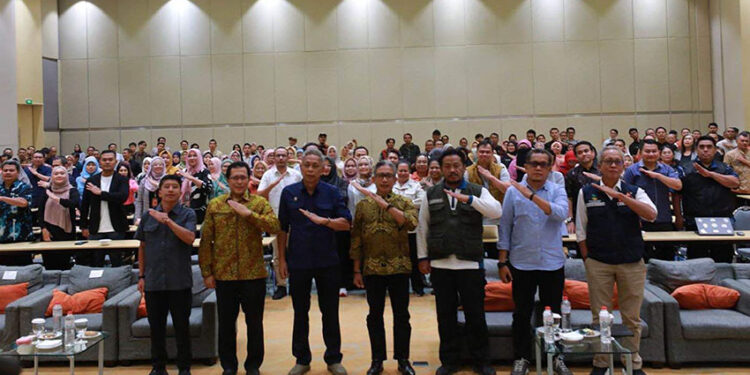 Wamensos Agus Jabo Priyono besama 166 Kepala Sekolah Rakyat dalam kegiatan Koordinasi Penyelenggaraan Sekolah Rakyat Tahun 2026 yang digelar di Bekasi, Sabtu (31/1/2026).