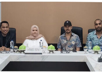 Wakil Bupati Touna, Surya Lapasiri, S.Sos., M.Si., Pimpin  Penandatanganan Dokumen Kesepakatan Bersama Antara Pemkab Touna dan PT Farmsent Energy. Minggu, 19 April 2026