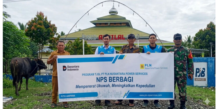 PT PLN Nusantara Power Services (NPS) PLTU Ampana menyerahkan bantuan dua ekor sapi kurban kepada warga Desa Sabo, Kecamatan Ampana Tete, Kabupaten Tojo Una-Una. Penyerahan hewan kurban ini dilaksanakan secara simbolis di halaman Masjid Al-Hilal, Desa Sabo, pada Selasa (26/5/2026).