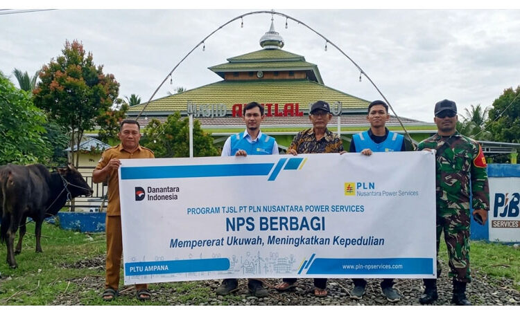 PT PLN Nusantara Power Services (NPS) PLTU Ampana menyerahkan bantuan dua ekor sapi kurban kepada warga Desa Sabo, Kecamatan Ampana Tete, Kabupaten Tojo Una-Una. Penyerahan hewan kurban ini dilaksanakan secara simbolis di halaman Masjid Al-Hilal, Desa Sabo, pada Selasa (26/5/2026).